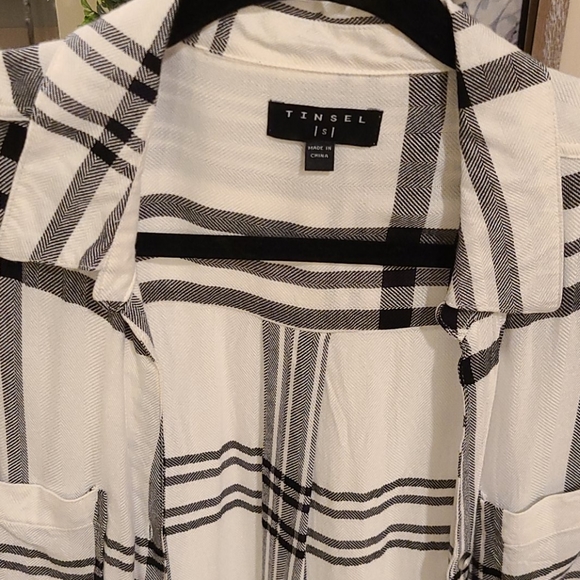 WORN ONCE STITCHFIX Flannel shirt - Picture 3 of 9